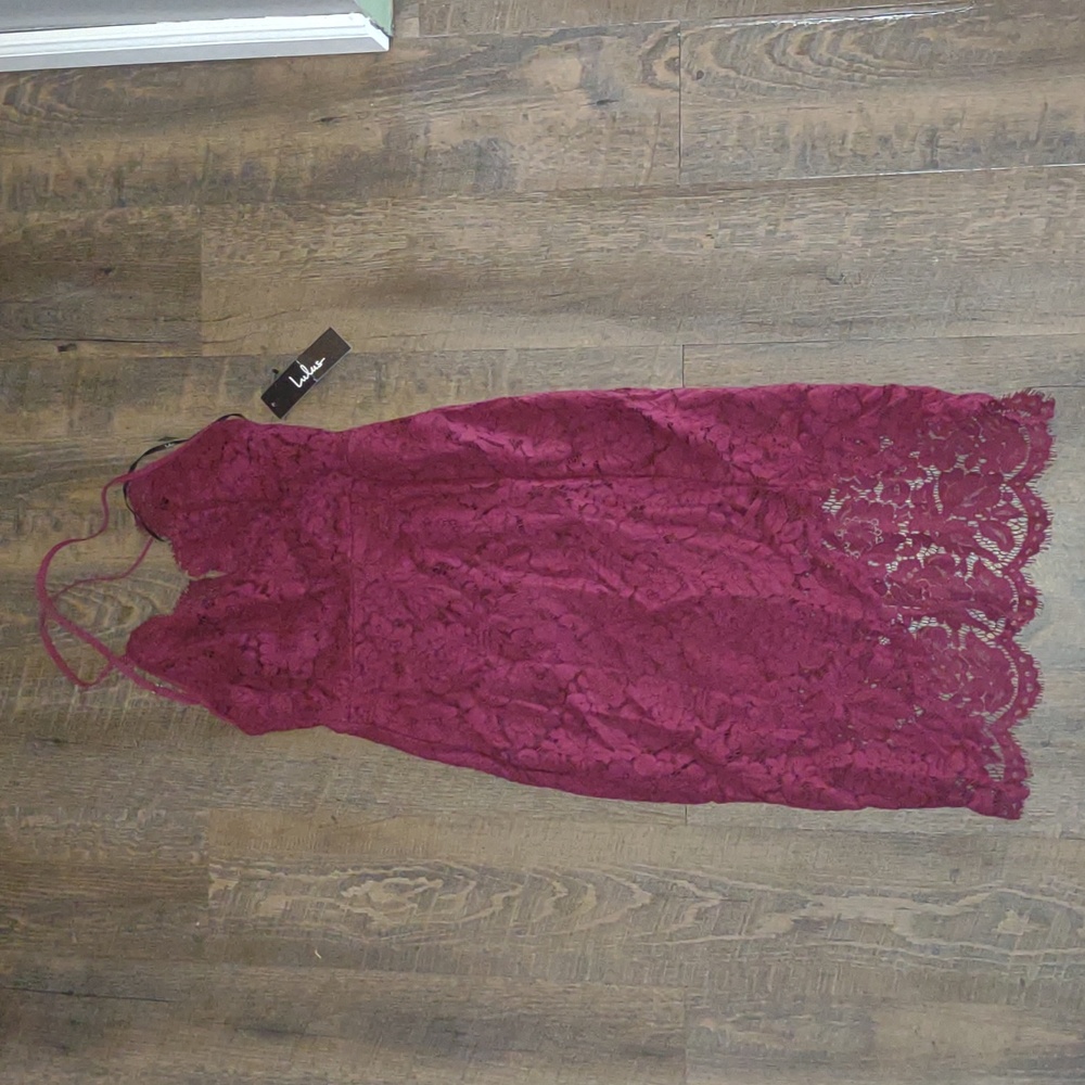 Lulu's lace dress size small